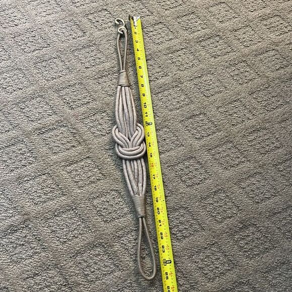 Leather shop braided belt with some stretch - Picture 6 of 7